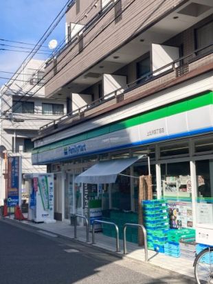 ファミリーマート 上北沢四丁目店の画像