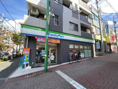 ファミリーマート大田上池台店の画像