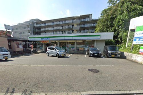 ファミリーマート 新栄町店の画像