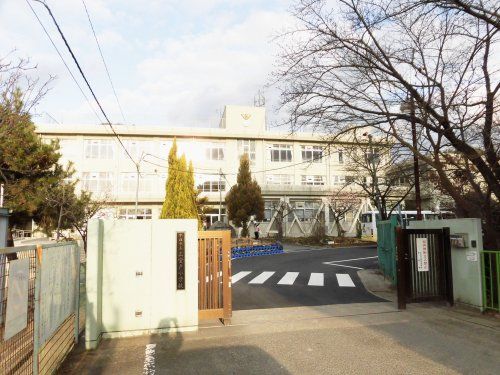 宇治市立三室戸小学校の画像