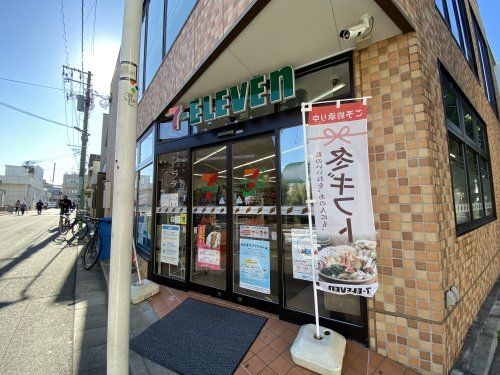 セブンイレブン目黒洗足駅前店の画像