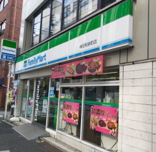 ファミリーマート 神田和泉町店の画像