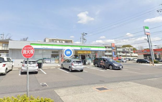 ファミリーマート 如意申町一丁目店の画像