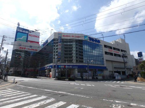 スーパーマルハチ 名谷駅前店の画像