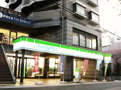 ファミリーマート JR住吉駅東店の画像