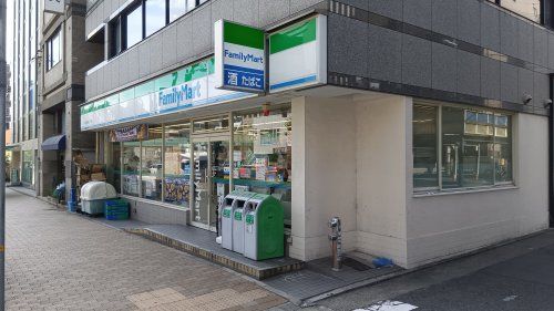 ファミリーマート柳屋加納町2丁目店の画像