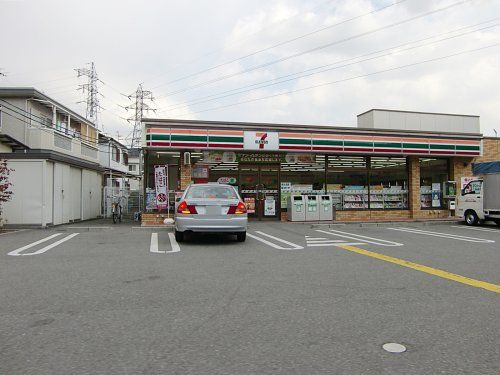 セブンイレブン 宝塚中野町店の画像