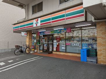 セブンイレブン 日野大坂上店の画像