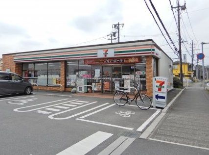 セブンイレブン 川越鴨田店の画像