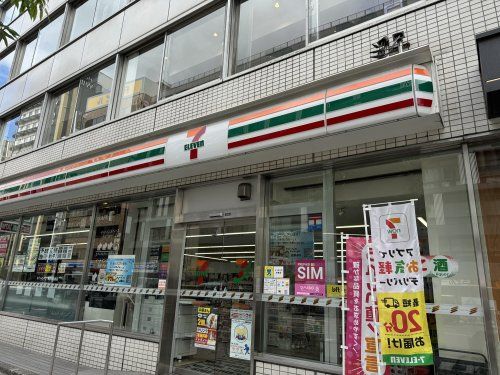 セブンイレブン 梅田神山西店の画像