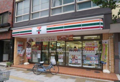 セブンイレブン 元代々木町店の画像