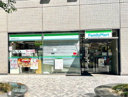 ファミリーマート 近鉄堂島ビル店の画像