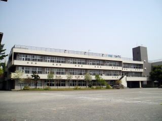 青梅市立霞台小学校の画像