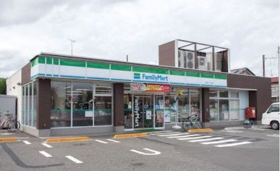 ファミリーマート　宮沢町1丁目店舗の画像