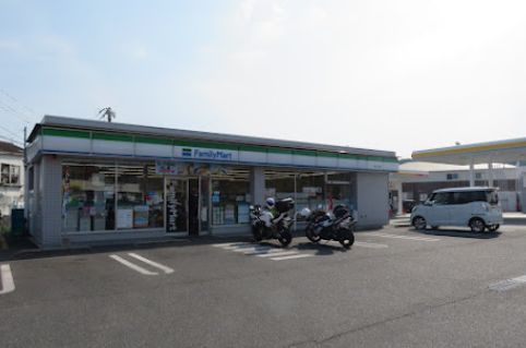 ファミリーマート 岡山一宮店の画像