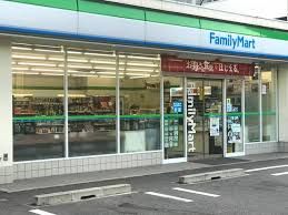 ファミリーマート 千早店の画像