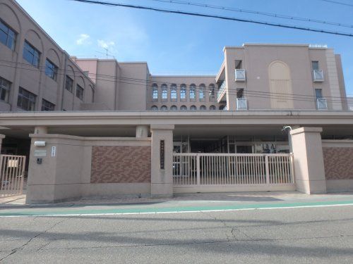 宝塚市立仁川小学校の画像