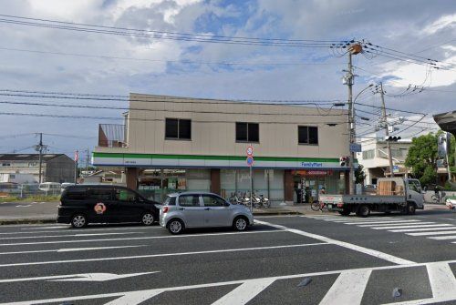 ファミリーマート 尼崎下坂部店の画像