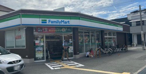 ファミリーマート 常光寺店の画像