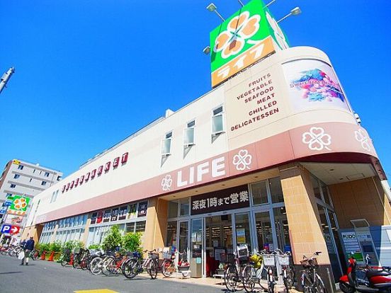 ライフ 六町駅前店の画像