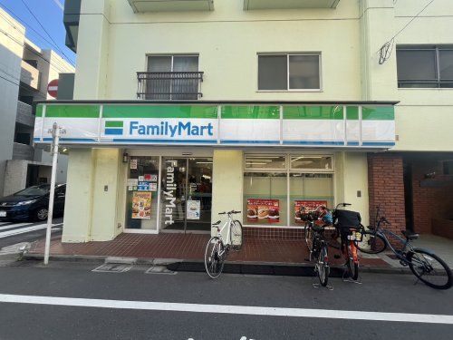 ファミリーマート 西落合店の画像