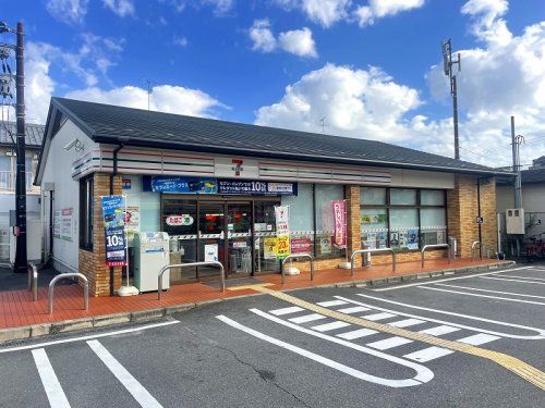 セブンイレブン 京都大宮総門口店の画像