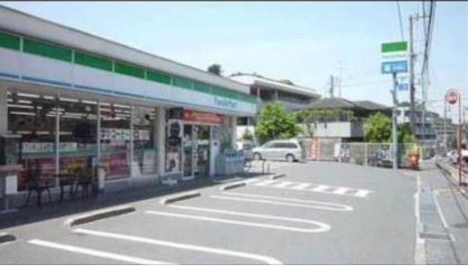 ファミリーマート金沢富岡店の画像