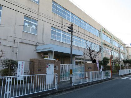 東大阪市立高井田東小学校の画像