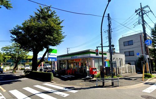 ファミリーマート 武蔵野御殿山店の画像