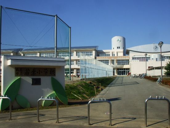 花巻市立若葉小学校の画像