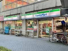 ファミリーマート 坪田リバーサイド店の画像