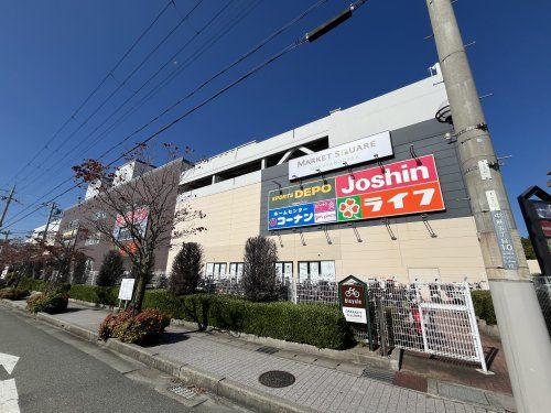 ライフ 宝塚中山寺店の画像