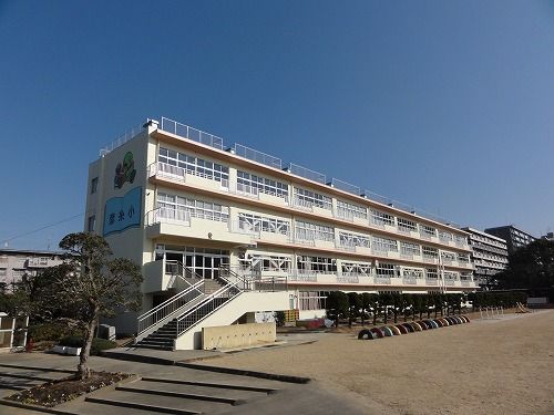 三郷市立彦糸小学校の画像