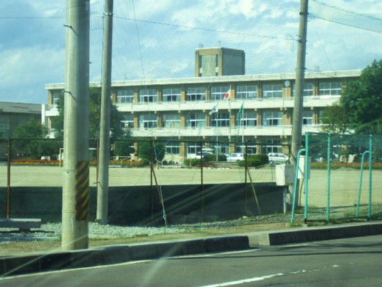 花巻市立宮野目中学校の画像