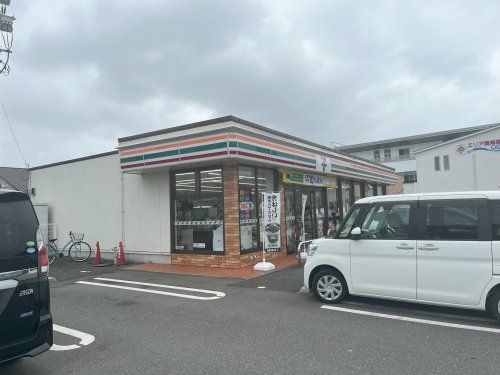 セブンイレブン　八代渡町店の画像