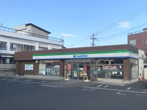 ファミリーマート 花巻大通り店の画像