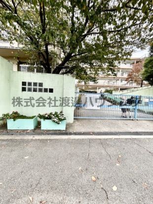 豊中市立第十七中学校の画像