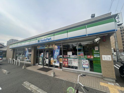 ファミリーマート 堺市之町東店の画像