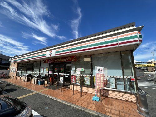 セブンイレブン 堺中百舌鳥団地前店の画像