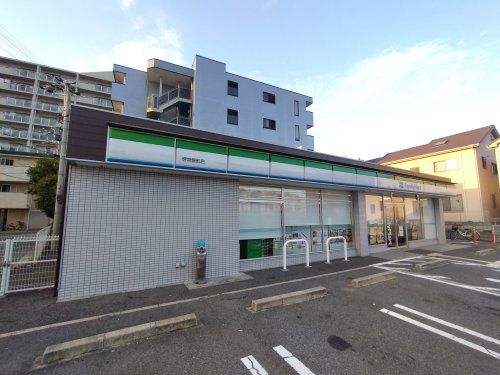 ファミリーマート 堺錦綾町店の画像