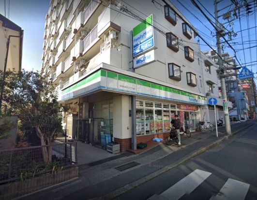 ファミリーマート 座間相模が丘二丁目店の画像