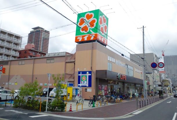 ライフ玉造店の画像