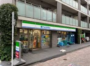 ファミリーマート 西荻北三丁目店の画像