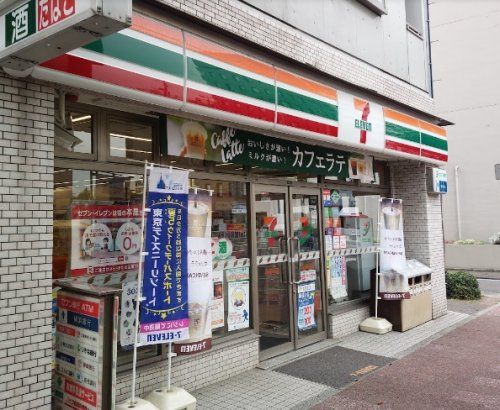 セブンイレブン 横浜東神奈川1丁目店の画像