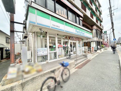 ファミリーマート 竹田久保町店の画像