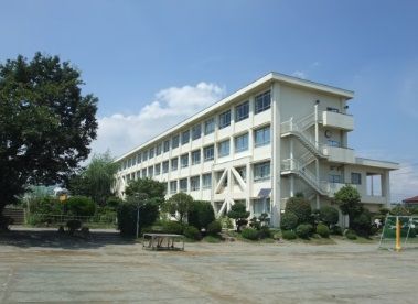 吉岡町立明治小学校の画像