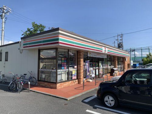 セブンイレブン 長野吉田2丁目店の画像