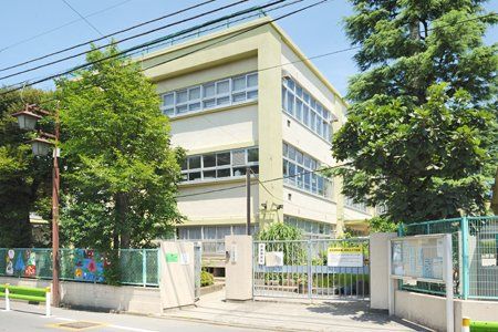 杉並区立桃井第四小学校の画像