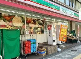 ローソンストア100 LS新宿早稲田通店の画像