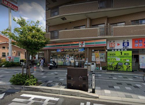 セブンイレブン 高槻富田5丁目店の画像